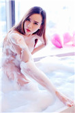 二懒子老婆哭的